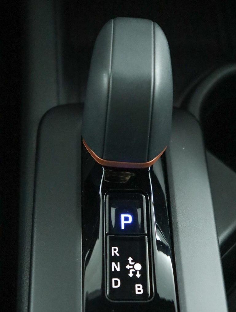 Toyota C-HR - 1.8 Hybrid 140 Dynamic 27