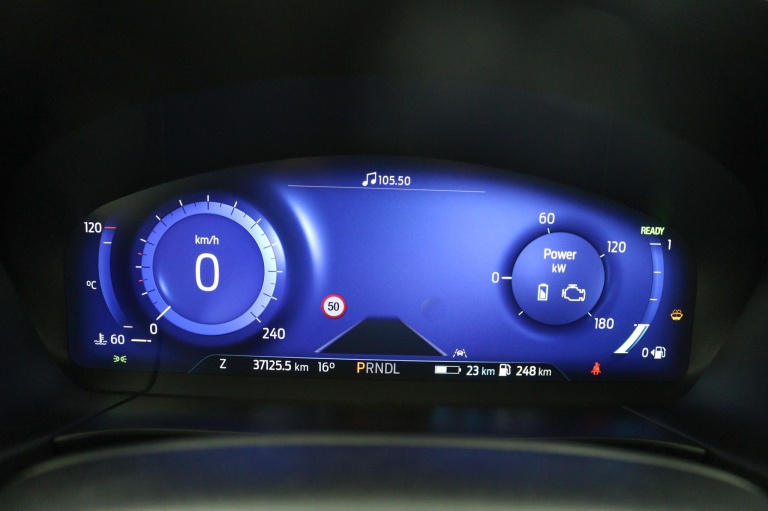 Ford Kuga - 2.5 PHEV Vignale 10