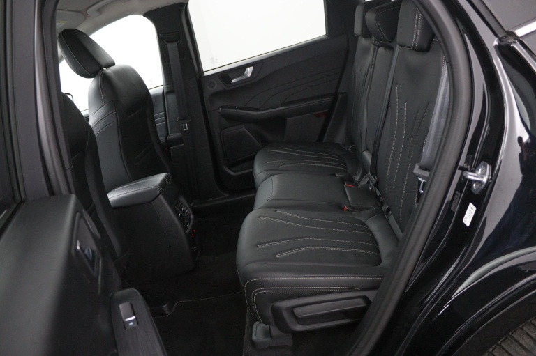 Ford Kuga - 2.5 PHEV Vignale 12