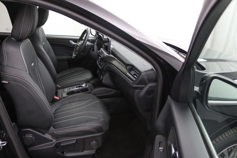 Ford Kuga - 2.5 PHEV Vignale 23