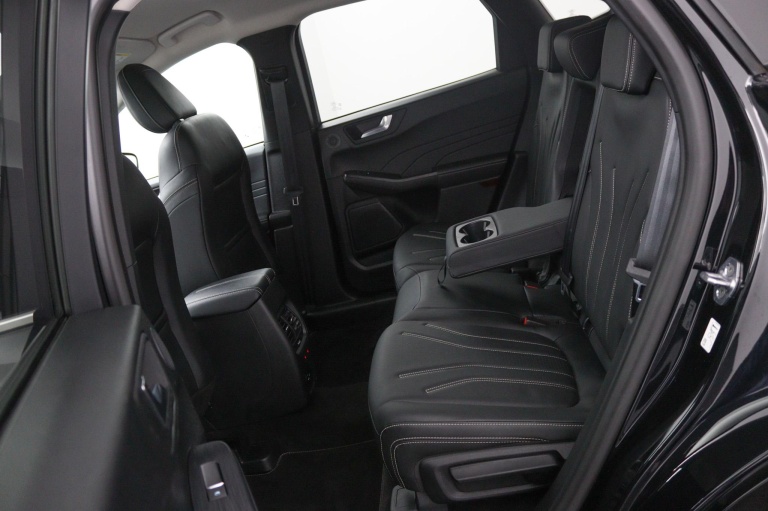 Ford Kuga - 2.5 PHEV Vignale 38