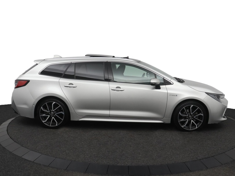 Toyota Corolla Touring Sports - 2.0 Hybrid Executive 13