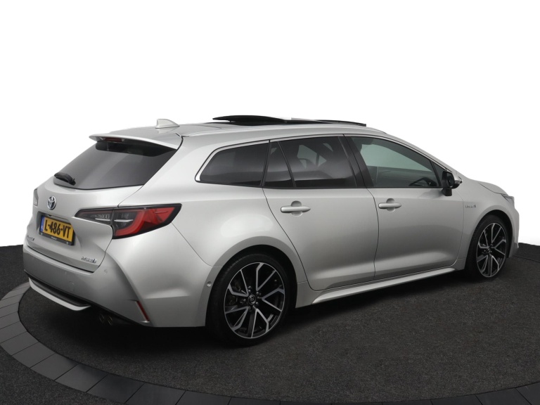 Toyota Corolla Touring Sports - 2.0 Hybrid Executive 2