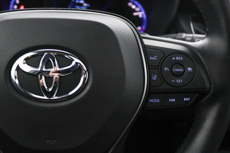 Toyota Corolla Touring Sports - 2.0 Hybrid Executive 21