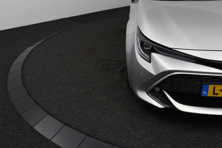 Toyota Corolla Touring Sports - 2.0 Hybrid Executive 37