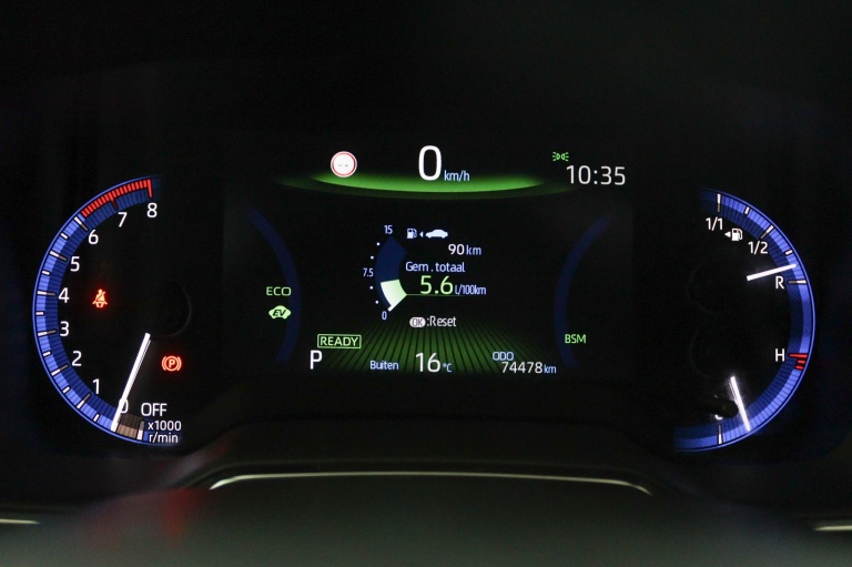 Toyota Corolla Touring Sports - 2.0 Hybrid Executive 6