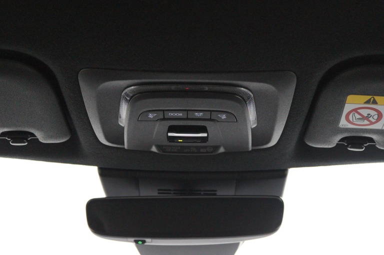 Toyota Corolla Cross - Hybrid 140 Style 34