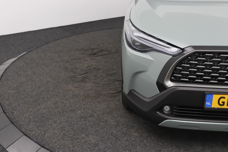 Toyota Corolla Cross - Hybrid 140 Style 37