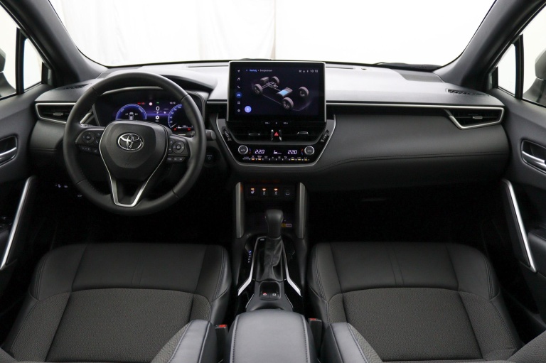 Toyota Corolla Cross - Hybrid 140 Style 4