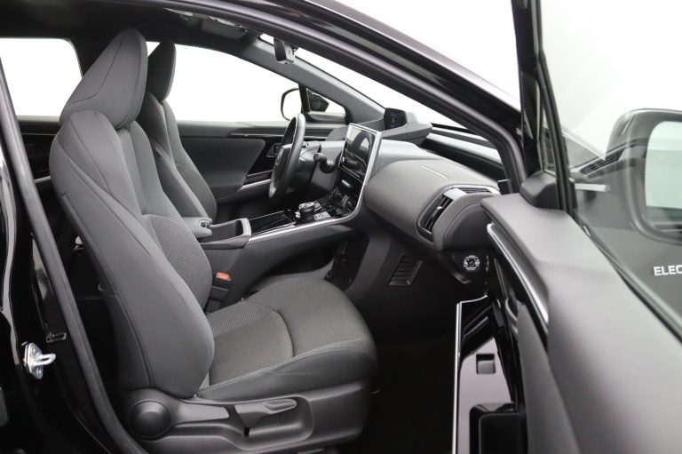 Toyota bZ4X - Active 71 kWh 10