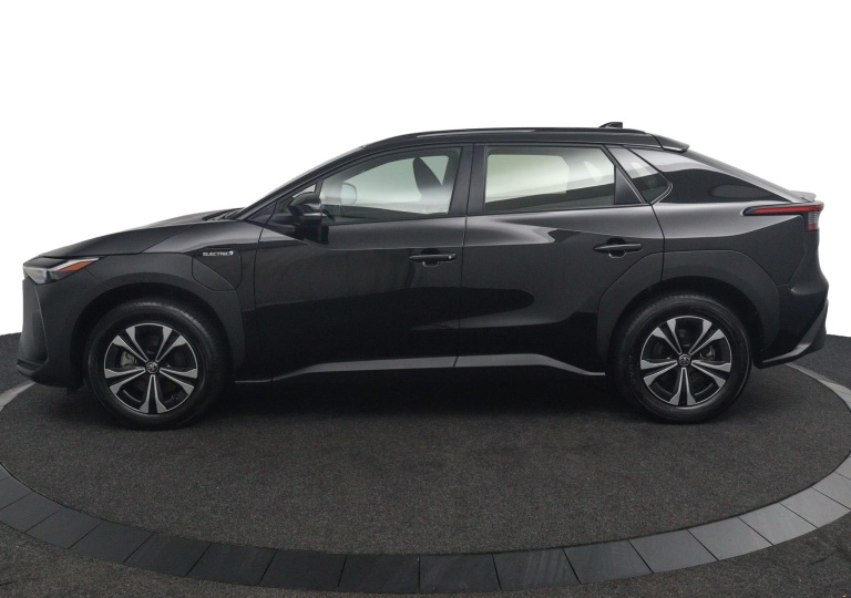Toyota bZ4X - Active 71 kWh 5
