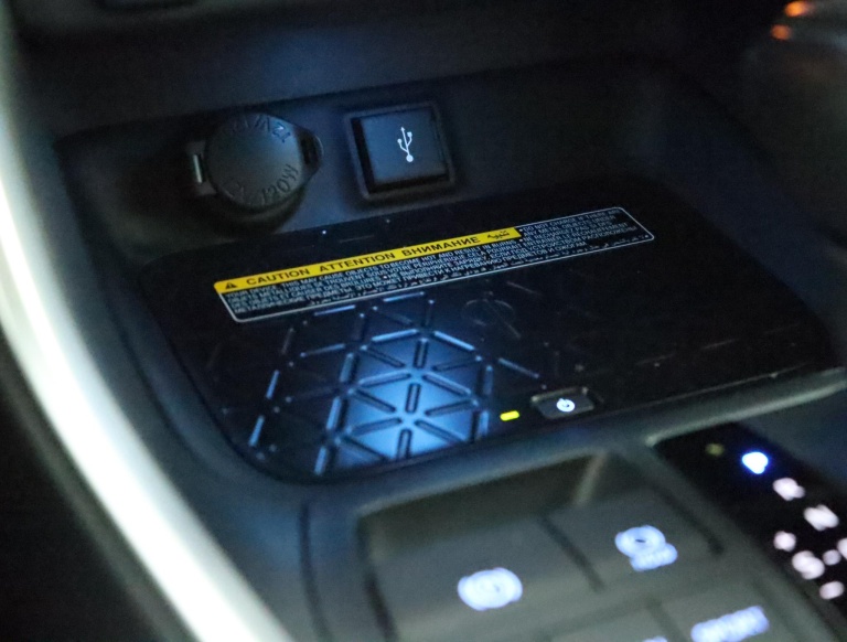 Toyota RAV4 - 2.5 Hybrid Executive 65