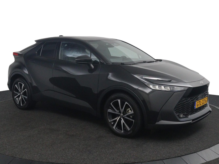Toyota C-HR - 1.8 Hybrid 140 Dynamic 3