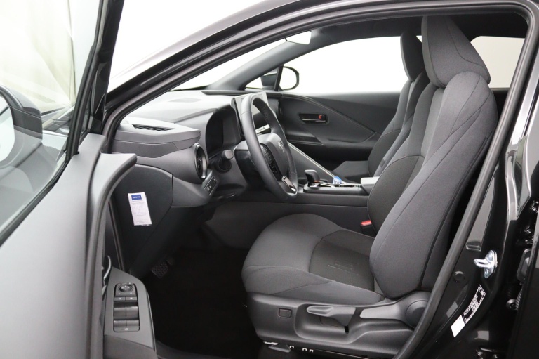 Toyota C-HR - 1.8 Hybrid 140 Dynamic 9