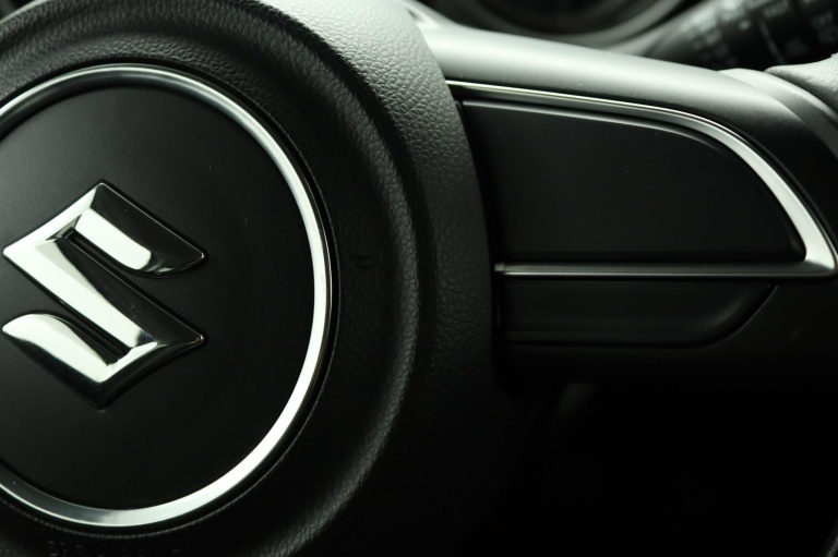 Suzuki Swift - 1.2 Select Smart Hybrid 21