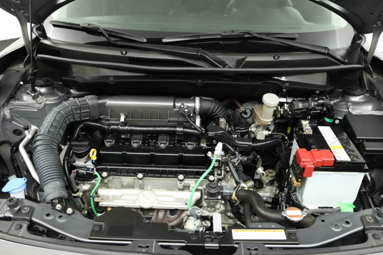 Suzuki Swift - 1.2 Select Smart Hybrid 34