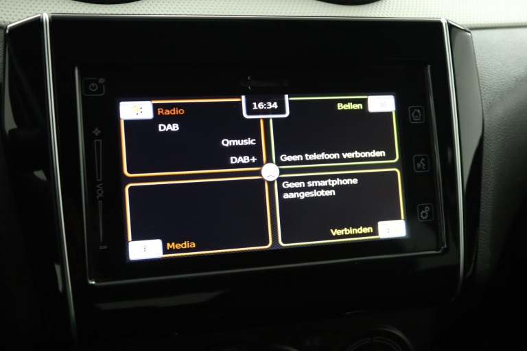 Suzuki Swift - 1.2 Select Smart Hybrid 51