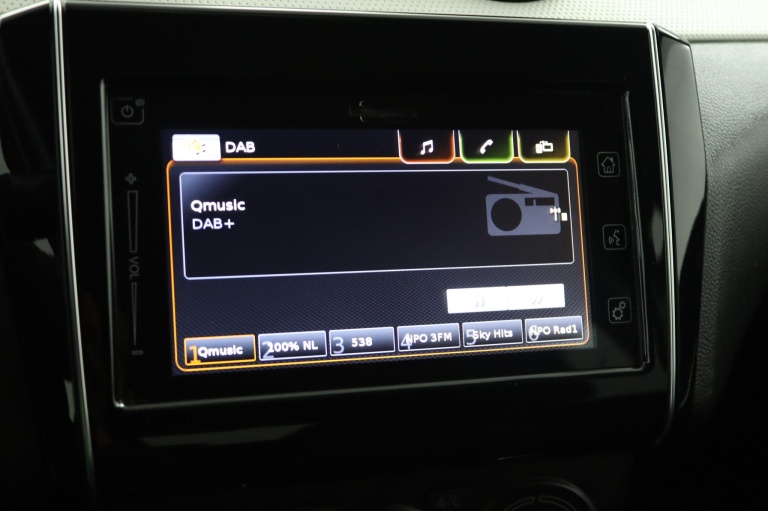 Suzuki Swift - 1.2 Select Smart Hybrid 53
