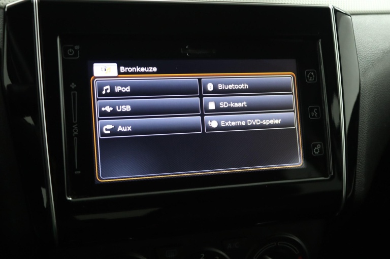 Suzuki Swift - 1.2 Select Smart Hybrid 8