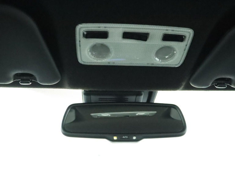 Toyota Yaris - 1.5 VVT-i Executive 31