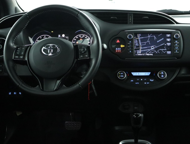 Toyota Yaris - 1.5 VVT-i Executive 56