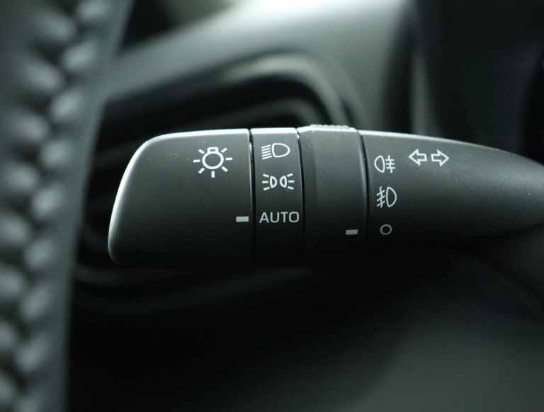 Toyota Yaris Cross - 1.5 Hybrid 115 Active 30