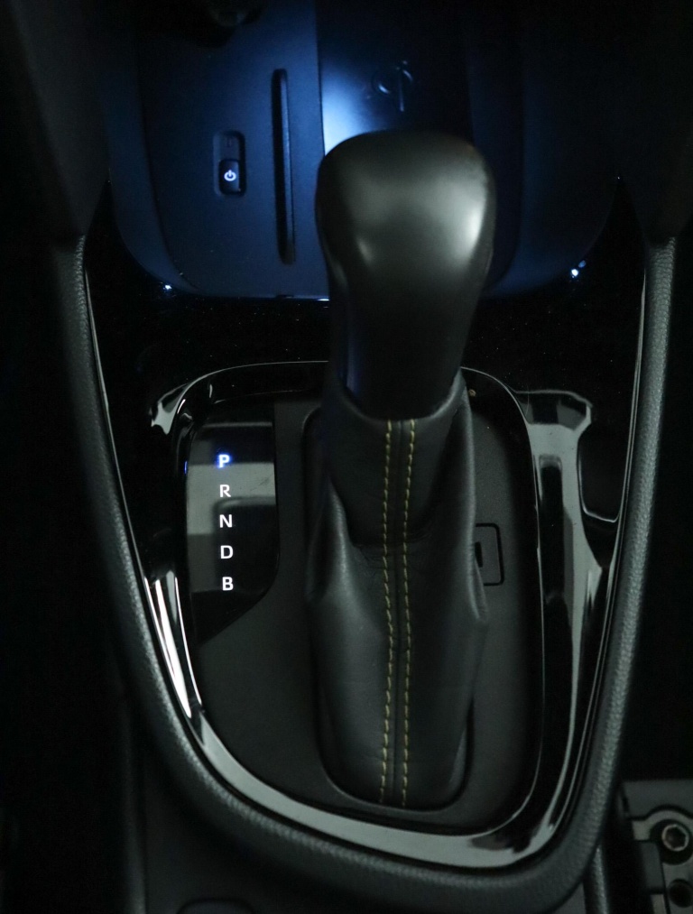 Toyota Yaris Cross - 1.5 Hybrid Adventure 27