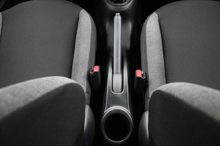 Toyota Aygo X - 1.0 VVT-i MT Play 35