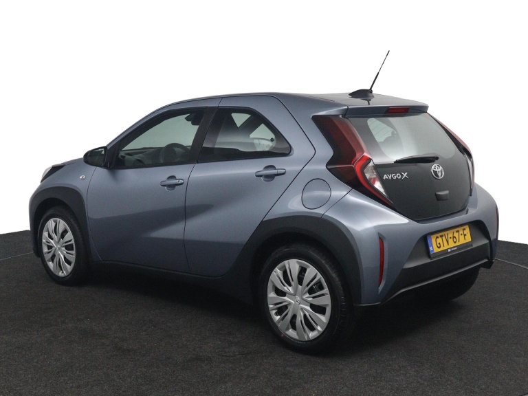 Toyota Aygo X - 1.0 VVT-i MT Play 4