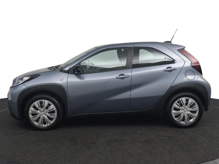 Toyota Aygo X - 1.0 VVT-i MT Play 5