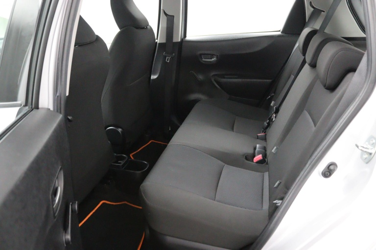 Toyota Yaris - 1.5 Full Hybrid Aspiration 12