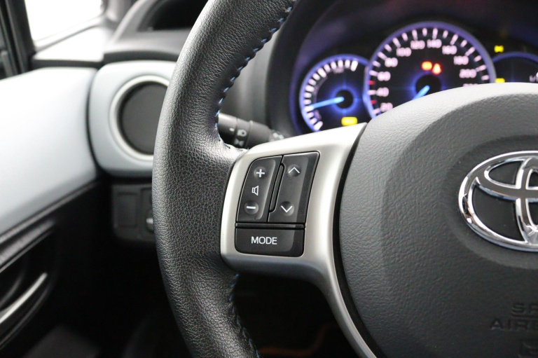 Toyota Yaris - 1.5 Full Hybrid Aspiration 17