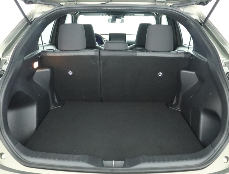 Toyota Yaris Cross - 1.5 VVT-I First Edition 23