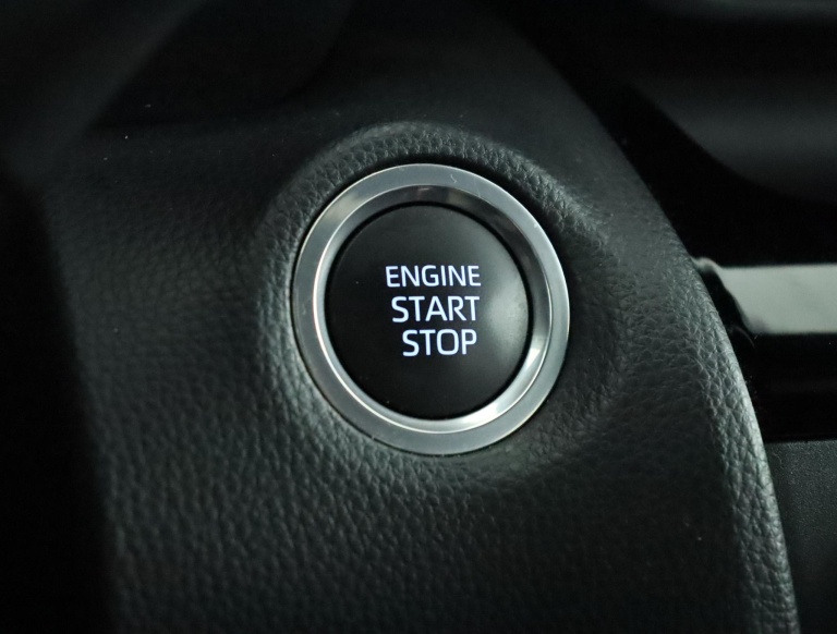 Toyota Yaris Cross - 1.5 VVT-I First Edition 44