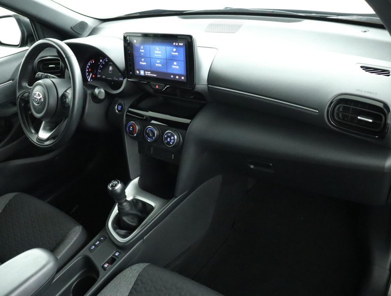 Toyota Yaris Cross - 1.5 VVT-I First Edition 64