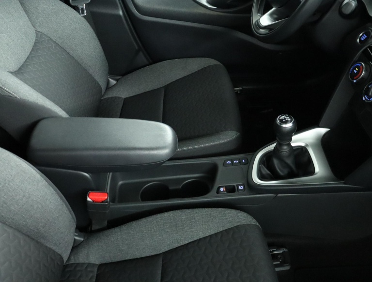 Toyota Yaris Cross - 1.5 VVT-I First Edition 65