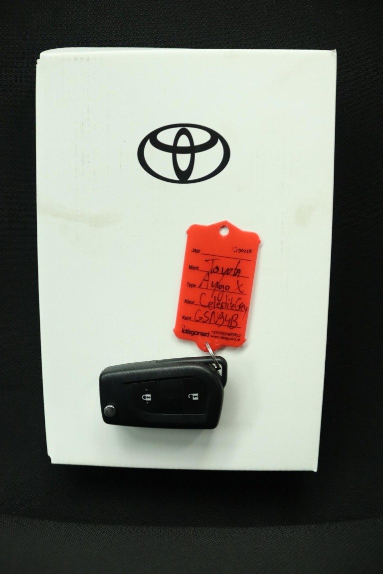 Toyota Aygo X - 1.0 VVT-i MT Play 11