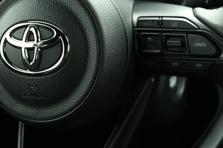 Toyota Aygo X - 1.0 VVT-i MT Play 21