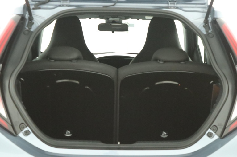 Toyota Aygo X - 1.0 VVT-i MT Play 24