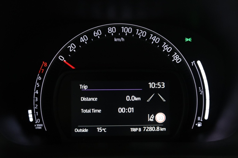 Toyota Aygo X - 1.0 VVT-i MT Play 46