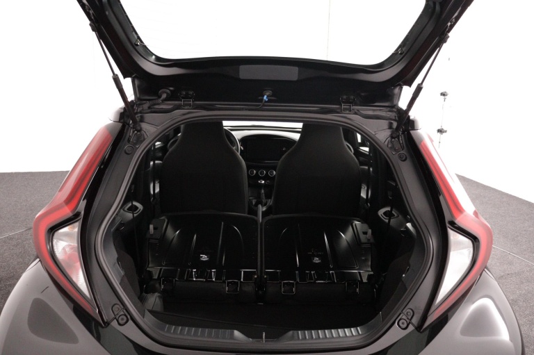 Toyota Aygo X - 1.0 VVT-i MT Play 24
