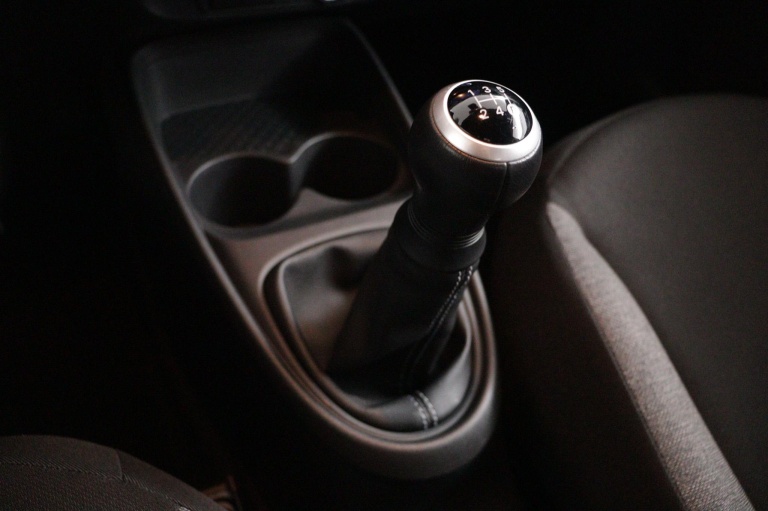 Toyota Aygo X - 1.0 VVT-i MT Play 26