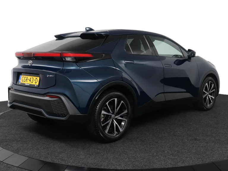 Toyota C-HR - 1.8 Hybrid 140 Dynamic 2