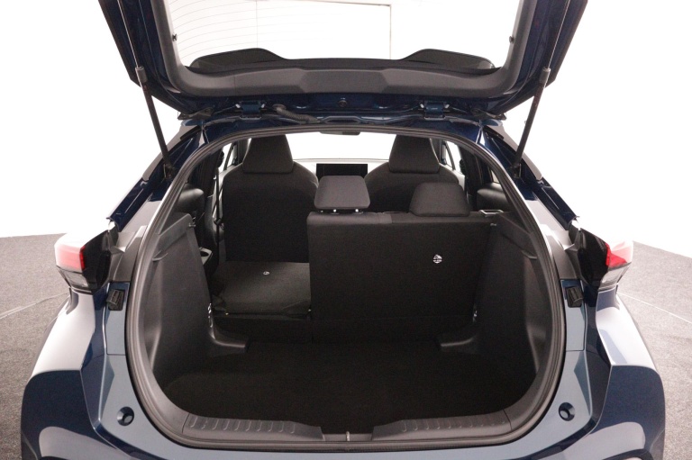 Toyota C-HR - 1.8 Hybrid 140 Dynamic 25