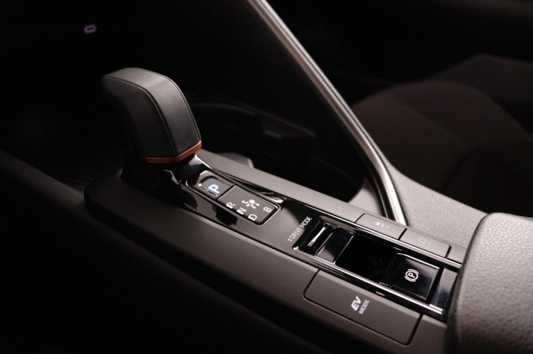 Toyota C-HR - 1.8 Hybrid 140 Dynamic 27