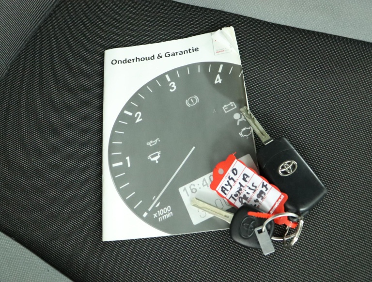 Toyota Aygo - 1.0 VVT-i x-play 11