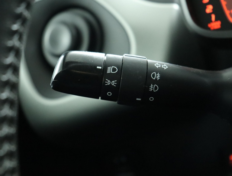 Toyota Aygo - 1.0 VVT-i x-play 29