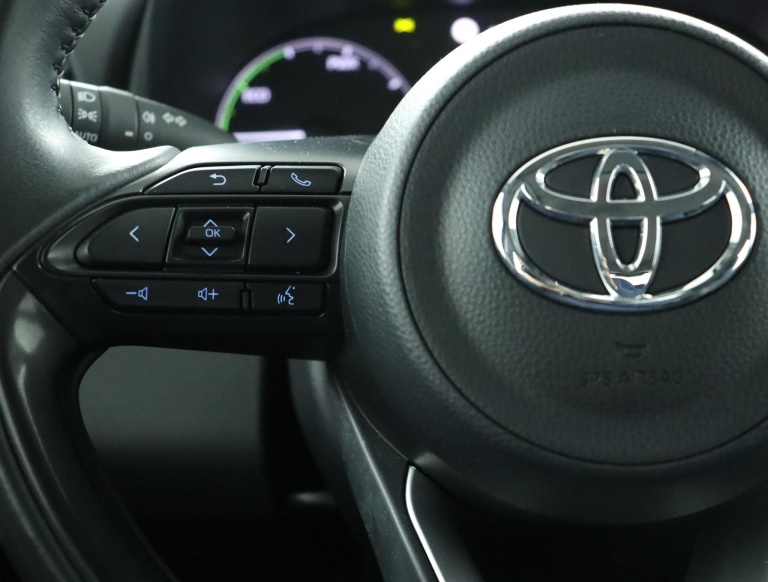 Toyota Yaris - 1.5 Hybrid Active 19