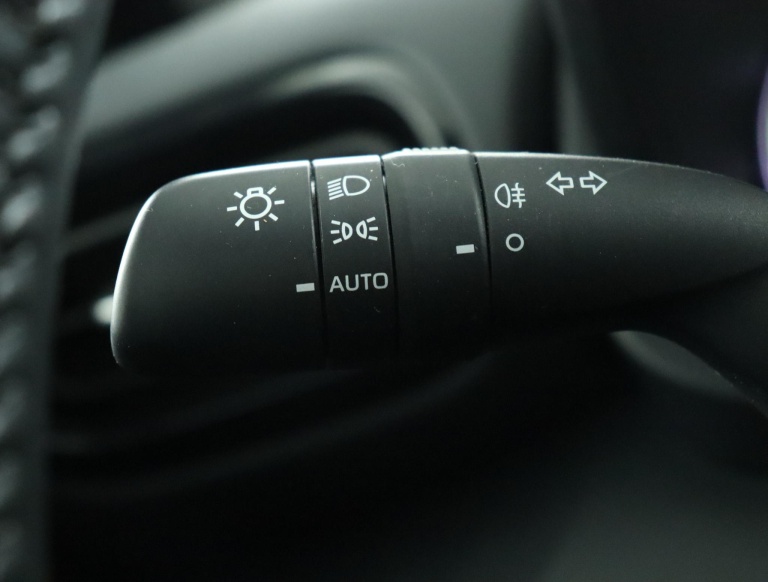 Toyota Yaris - 1.5 Hybrid Active 30