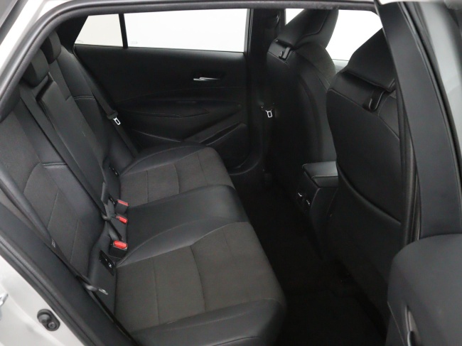 Toyota Corolla Touring Sports - 2.0 Hybrid Dynamic